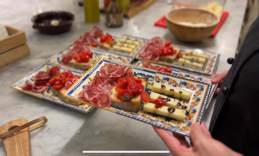 Super Fun Pasta and Gelato Cooking Class by the Vatican - What you’ll cook: fettuccine, a signature tomato sauce, and gelato