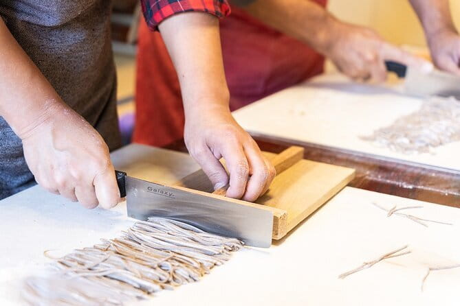 Sushi Cooking Class at Sushi Factory -KIWAMI- Mt.Fuji - Step-By-Step: What Happens During the 1.5 Hours