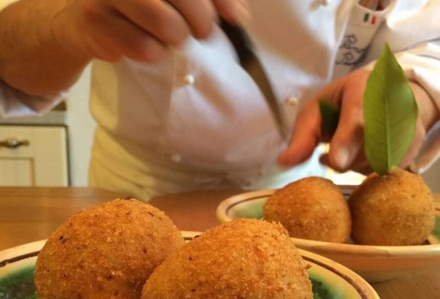 Syracuse: Sicilian Street Food Hands-On Cooking Class - Timing and group size: why the 3 hours feel like a full day