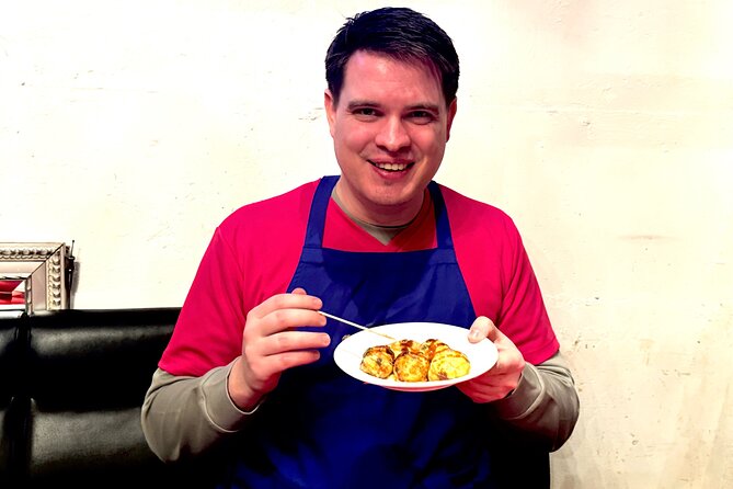 TAKOYAKI Cooking Class with All-you-can-drink in Tokyo, Roppongi - The Takoyaki Machine Makes It Approachable (No Time Pressure)