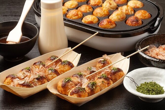 TAKOYAKI Cooking Class with All-you-can-drink in Tokyo, Roppongi - All-you-can-drink in the Mix (Including Lemon Sours)
