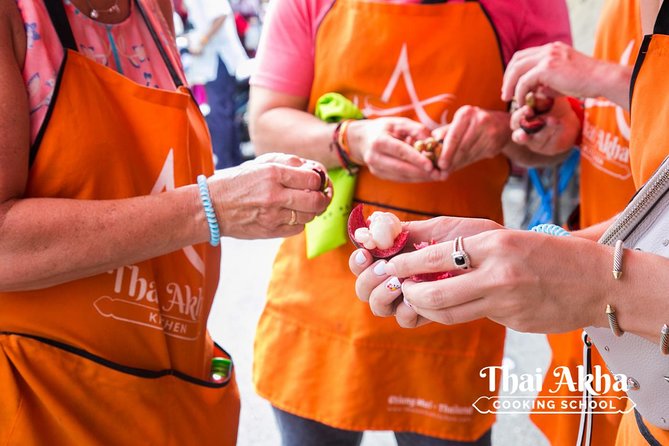 Thai and Akha Cooking Class in Chiang Mai - Key highlights you’ll feel right away