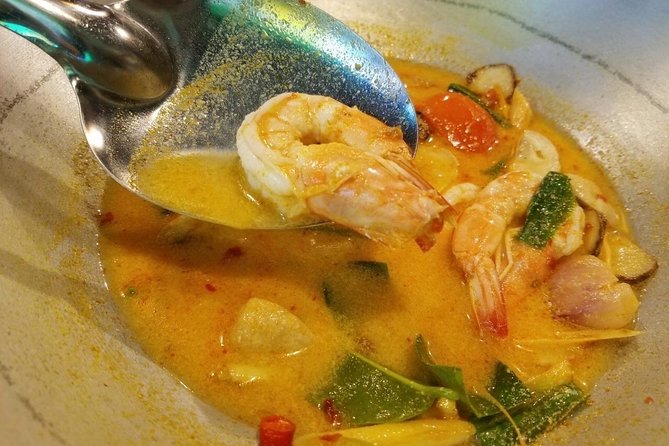 Thai Cooking Class at Tingly Thai Cooking School in Bangkok - Getting there and choosing morning vs afternoon