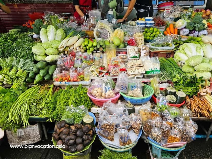 Thai Herbal Cooking Class & Market Tour in Bangkok - Who should book this and who might want a different class