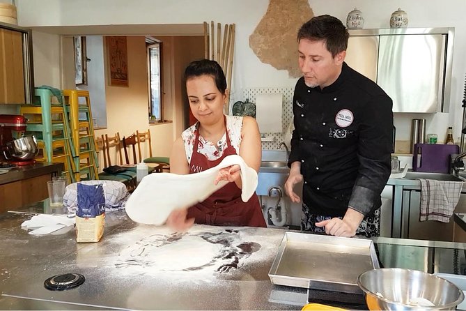 The Art of Making Pizza-Cooking Class in Unique Location with Italian Pizzachef - Booking Timing: When to Reserve