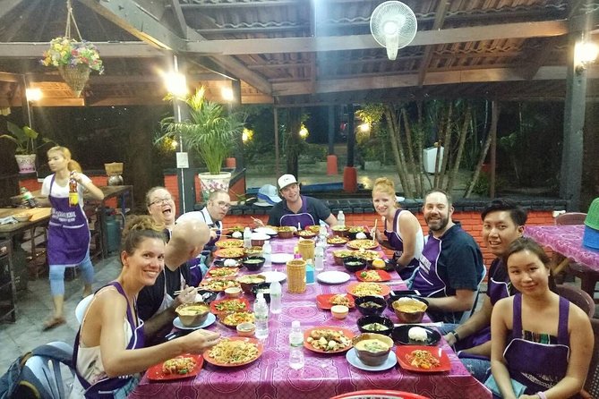 The Best Cooking Class at Thai Charm Cooking School in Krabi - Who this cooking class is best for in Krabi