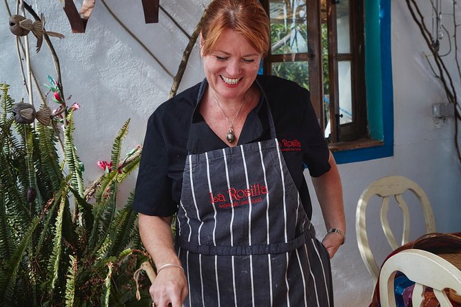 The Mediterranean Diet & Lifestyle Cooking Class. - Tapas, wine, and home-grown olive oil: the food tasting loop