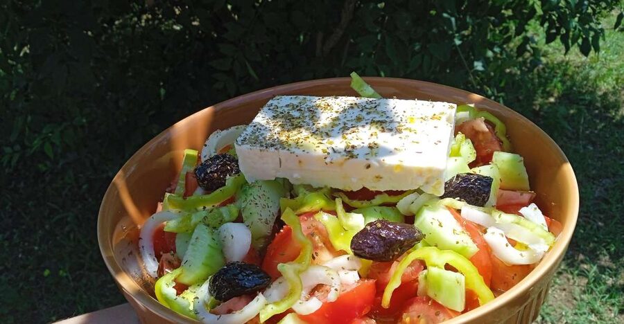Thessaloniki: Private Greek Cooking Class and Meal at a Farm - The welcome ritual: Greek coffee, meze snacks, and a family home