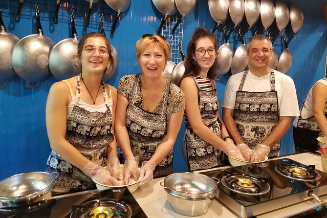 Tingly Thai Cooking Class with Morning Market Tour - Spice control and dietary options that aren’t just checkbox talk