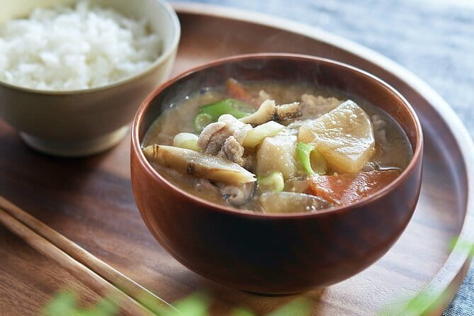 Tokyo Night Cooking Class: 5 Home-Cooked Japanese Dishes - Cooking five dishes: what you’ll make and what “izakaya style” means
