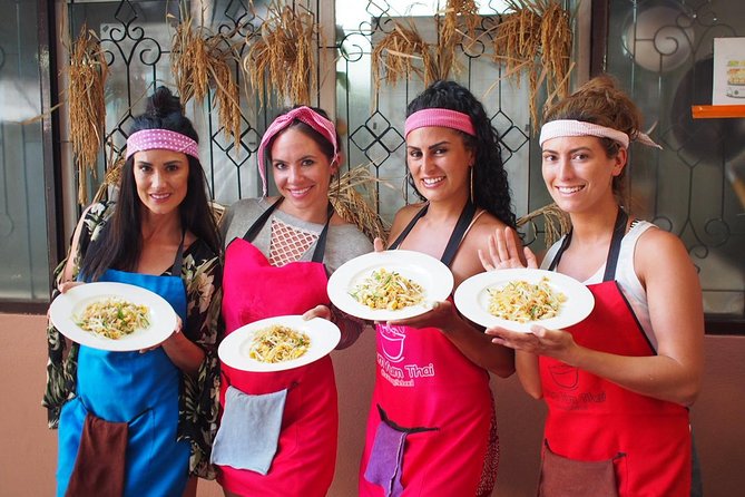 Tomyumthai Cooking Class in Chiang Mai - Key highlights at Tom Yum Thai Cooking School