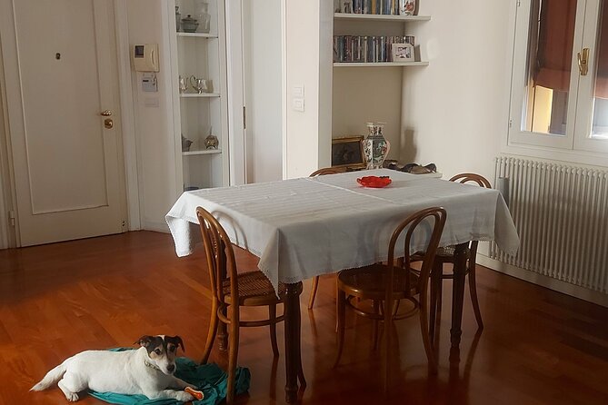 Traditional Bolognese Cooking Class in Bologna with Giovanna S - Getting There: The Via Santo Stefano Meeting Point