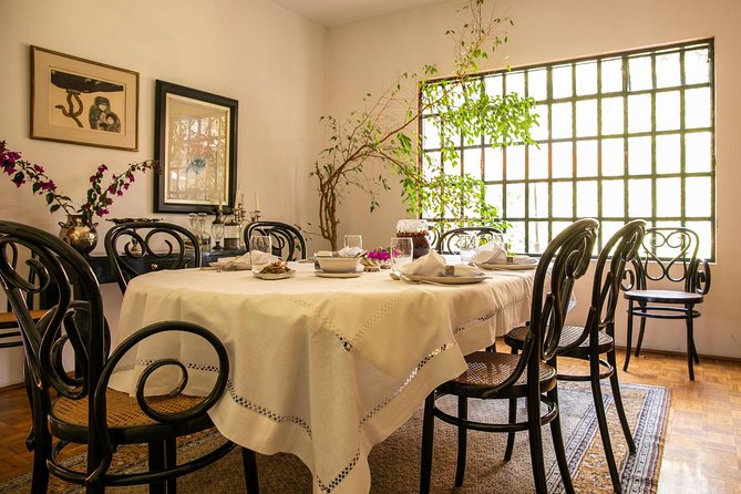 Traditional Cooking Class in Mexico City at Margarita's Home - Main dishes: chile rellenos or tamarind pork tenderloin