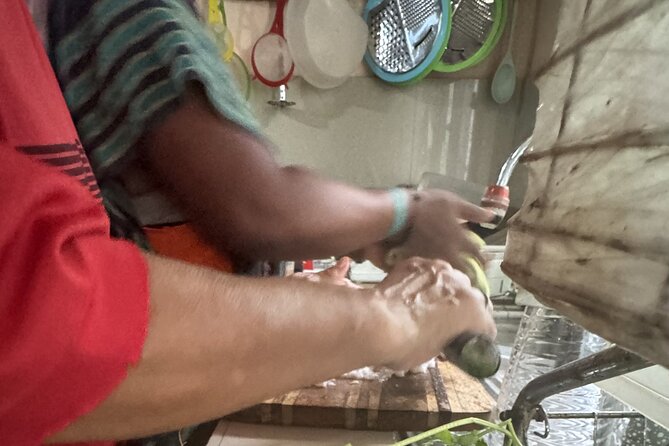 Traditional Cooking Class In Tamarindo - Small Group Size: Better Conversation, Sometimes Less Stove Time