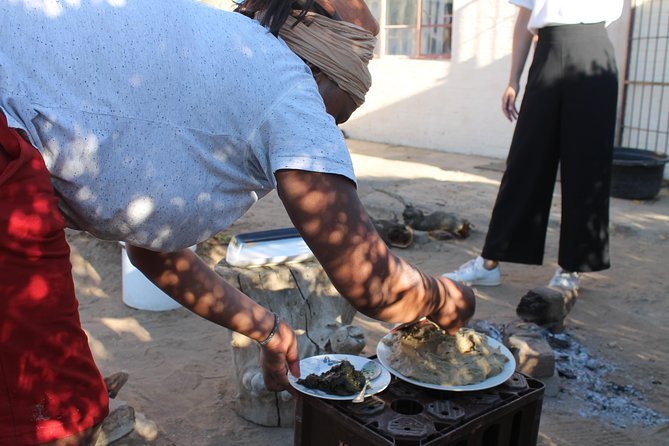 Traditional Cooking Class - Mahangu pap for beginners - Vegetarian Options: Spinach, Marula Fruit, and Comforting Savory Plates