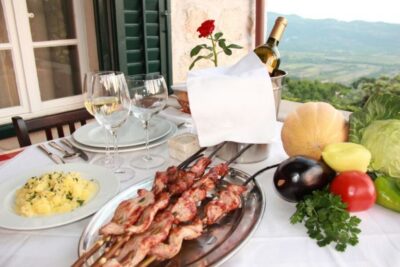 Traditional Dalmatian Cooking Class from Dubrovnik - What the country estate experience really gives you