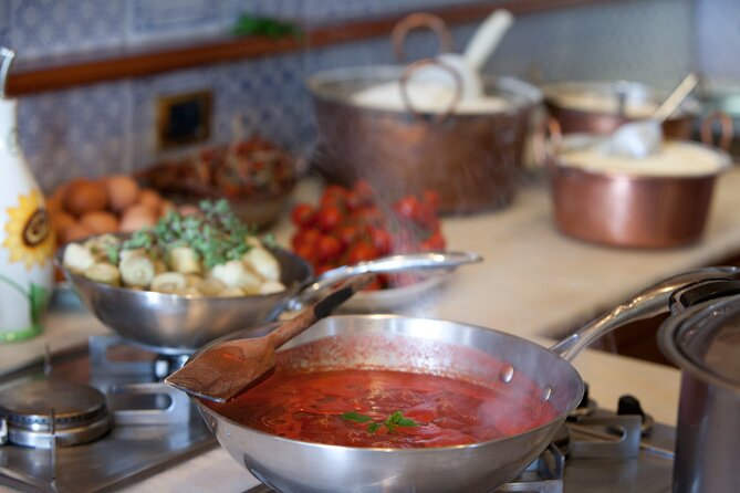 Traditional Neapolitan cooking class - Where you meet on Via Fuorimura (and why that matters)