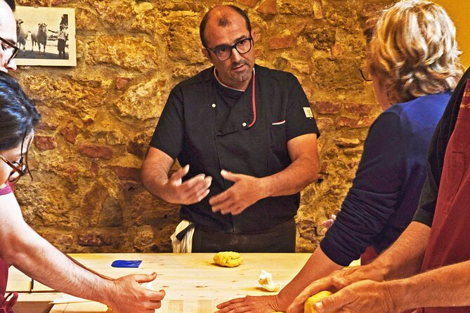 Tuscan Cooking Class -Traditional Pasta Menu - Practical Timing, Group Size, and What to Wear