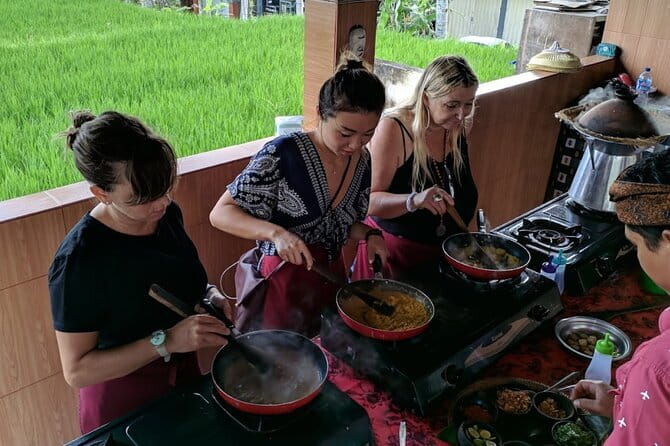 Ubud Cooking Class with Optional Market Visit Pickup Included - What you’ll cook (and why the menu feels like value)