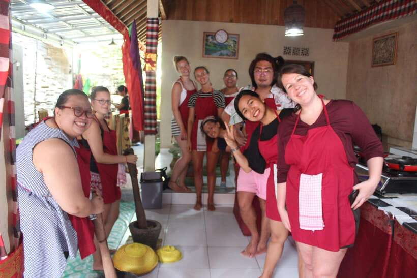Ubud : Vegetarian & Vegan cooking class with market visit - Lunch or dinner buffet: tasting in real time