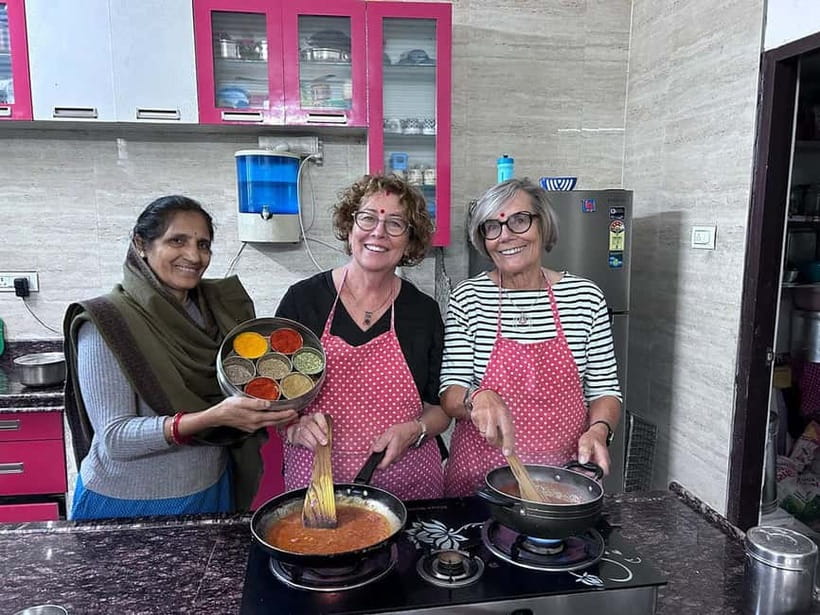 Udaipur: Authentic Indian Cooking Class with Lunch or Dinner - What you’ll cook (and why it’s taught hands-on)