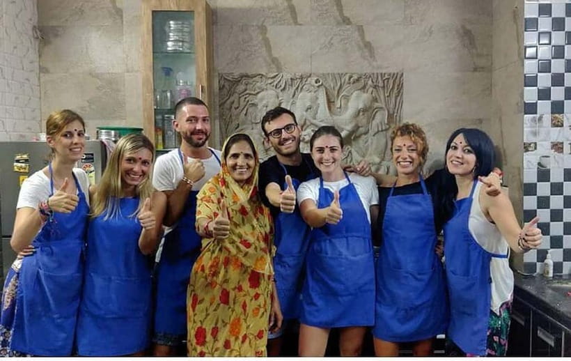 Udaipur: Authentic Indian Cooking Class with Lunch or Dinner - Lunch or dinner: eating what you cooked, without the awkward final cleanup