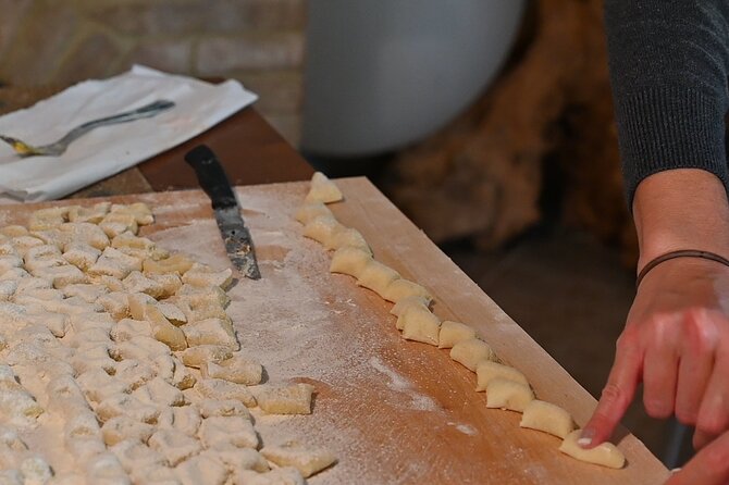 Umbrian Regional and Traditional Cooking Class with Lunch in Assisi - Price and Value: Is $270.89 Worth It?