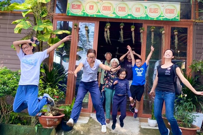 Unique Farm to Table Cooking Class with Top Chef in Vietnam - Organic farm time at Mr 1000 Kilos: what you learn before you cook