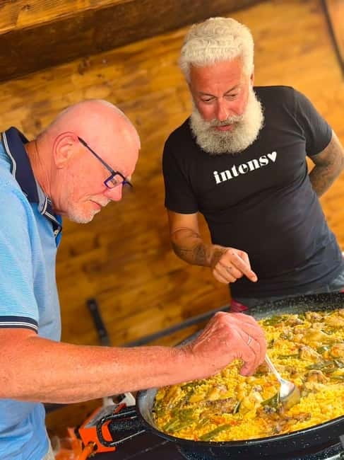 Valencia: Paella Cooking Class with Tapas and Drinks - A 4-hour Valencia paella class that feels like dinner with friends
