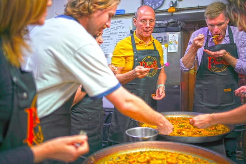 Valencia: Traditional Paella Cooking Class and Dinner - Key highlights