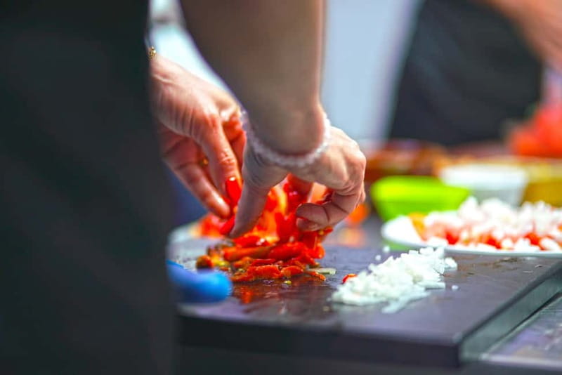 Valencia: Traditional Paella Cooking Class and Dinner - Who Should Book This Paella Class (and Who Might Not)