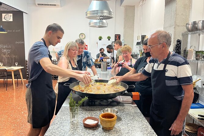 Valencian paella cooking class, tapas and visit to Ruzafa market. - Should you book this Valencia paella experience?