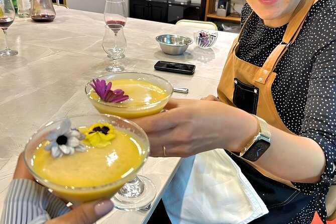 Vegan Peruvian Cooking Class Cocktails and Local Market in Cusco - The cooking studio: three vegan classics you can actually repeat