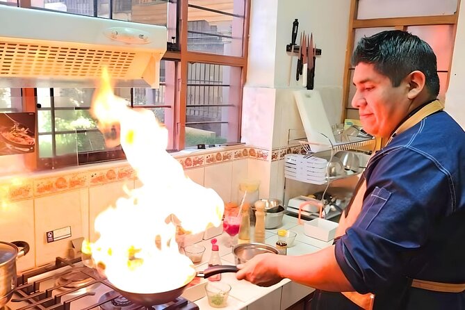 Vegan Peruvian Cooking Class Cocktails and Local Market in Cusco - Cocktails and culture: pisco drinks, fruit flavors, and smart non-alcoholic swaps