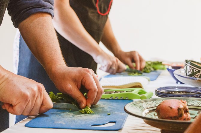 Vegetarian and vegan cooking class - Moroccan Tagine and Starters: Learning Techniques, Not Just Recipes