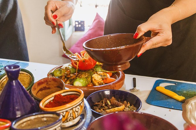 Vegetarian and vegan cooking class - Tea Time in Marrakech: Mint Green Tea the Right Way