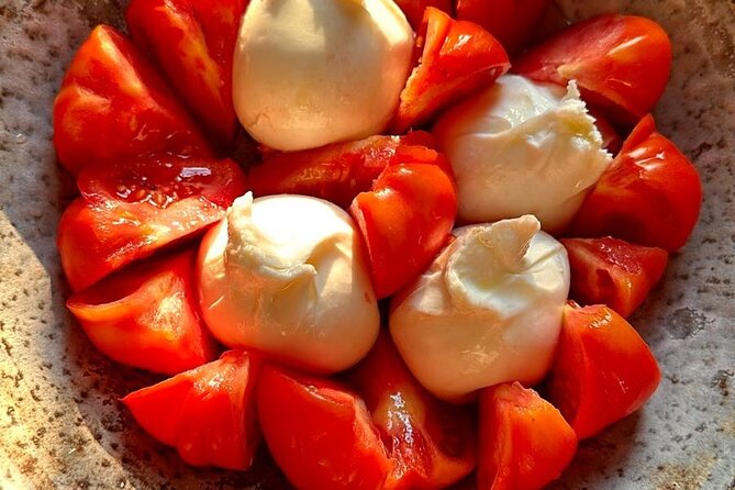 Vegetarian and Vegan Cooking Class in Venice with Market Tour - Massimo’s Venice kitchen: why an intimate class beats a food show