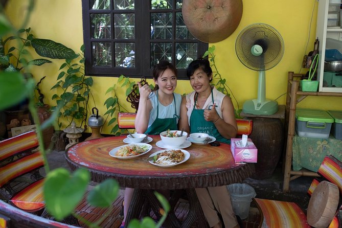 Vegetarian Organic Thai Cooking Class and Market Tour in Phuket - The market tour: herbs, vegetables, and spices with real context
