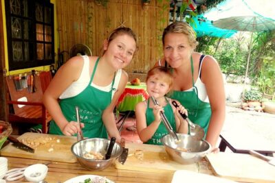 Vegetarian Organic Thai Cooking Class and Market Tour in Phuket - The hotel pickup and timing that shape your day