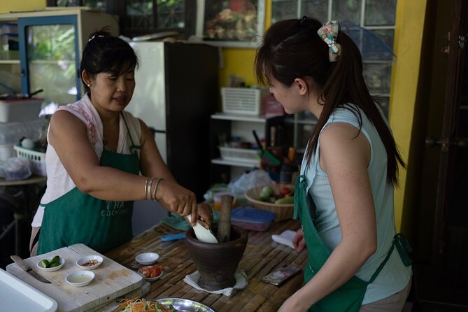 Vegetarian Organic Thai Cooking Class and Market Tour in Phuket - Small-group format (2–4 people): why it’s not just a marketing line