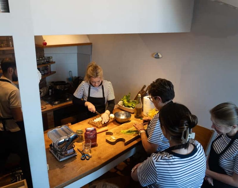 Venice: Cooking Class + Guitar Concert at Chef's Francesco - Tips to make the most of your three hours