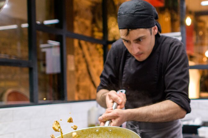 Verona: Pasta and Tiramisu Cooking Class With Free Flowing Wine - Meeting in Central Verona and Getting the Kitchen Pass