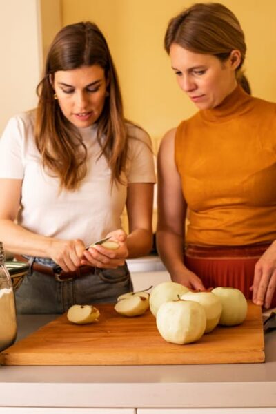 Vienna; Cooking Class: Make Schnitzel & Apple Strudel - Meeting Lena at Top 20: How to Find the Apartment and What to Bring