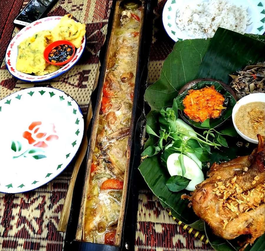 Yogyakarta: Javanese Cooking Class & Market Tour - Shopping for fresh ingredients you’ll actually cook with