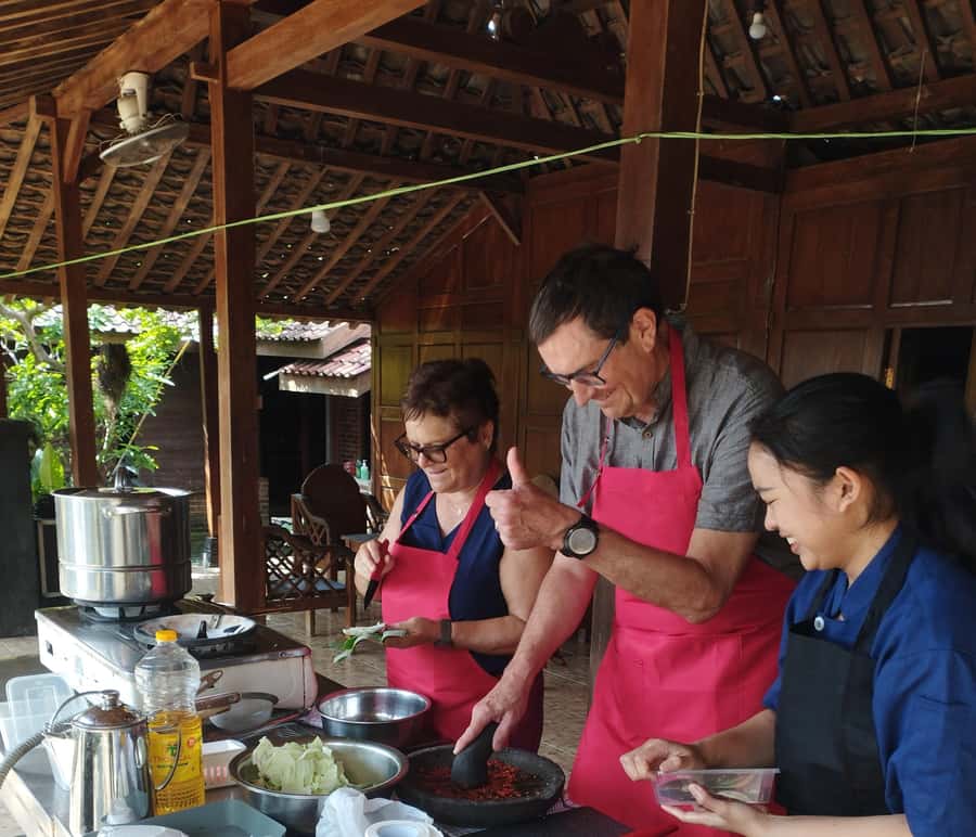 Yogyakarta: Javanese Cooking Class & Market Tour - What you’ll learn about Javanese cooking (and why it matters)