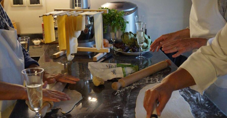 Yummy Cooking Class In Venice - Getting to Carolyn’s house: Campo Santa Margherita to the kitchen